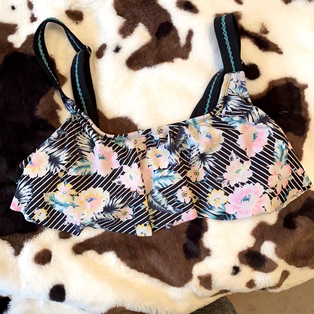 Women’s Swim Top